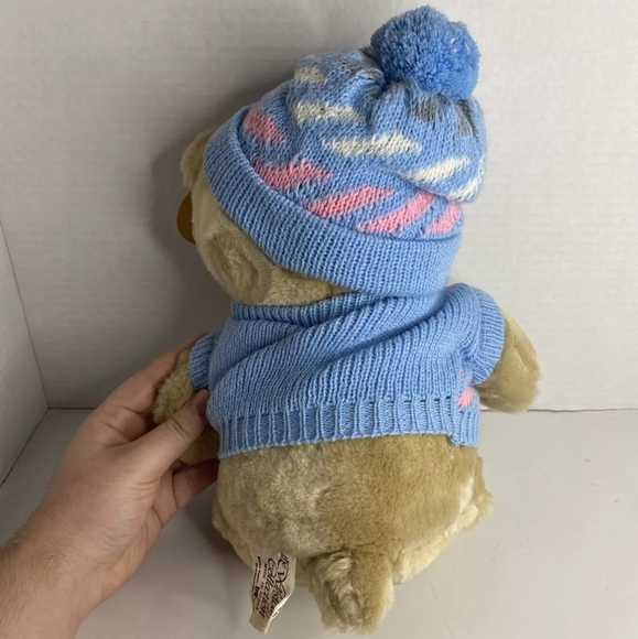 NWT Vintage Westcliff Collection Winter Hat Sweater Brown Bear Plush Stuffed Toy - Picture 3 of 4